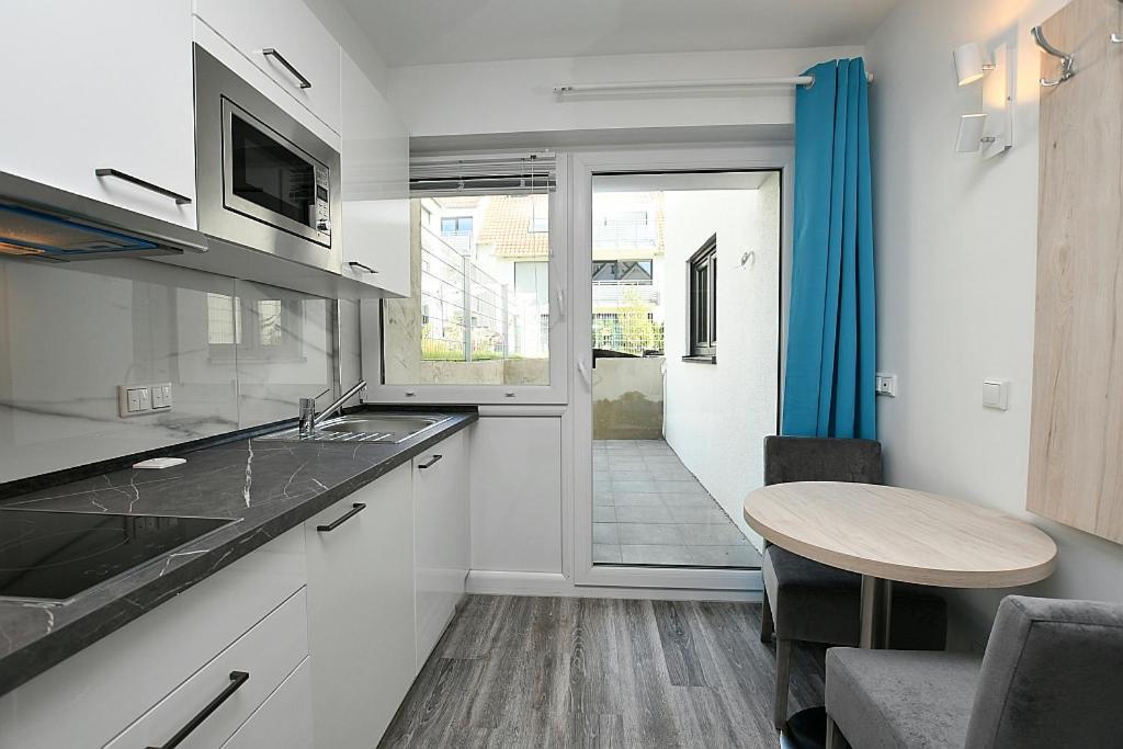 City-Hotel Zuffenhausen - Apartments Stuttgart Buitenkant foto